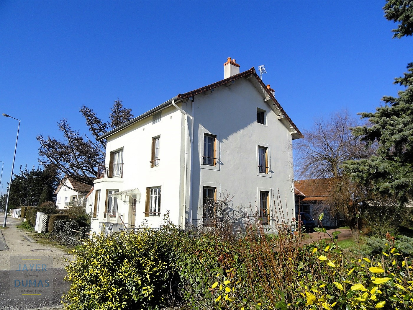 vente Aux portes de Chalon - Belle maison avec dépendance | Jayer et ...